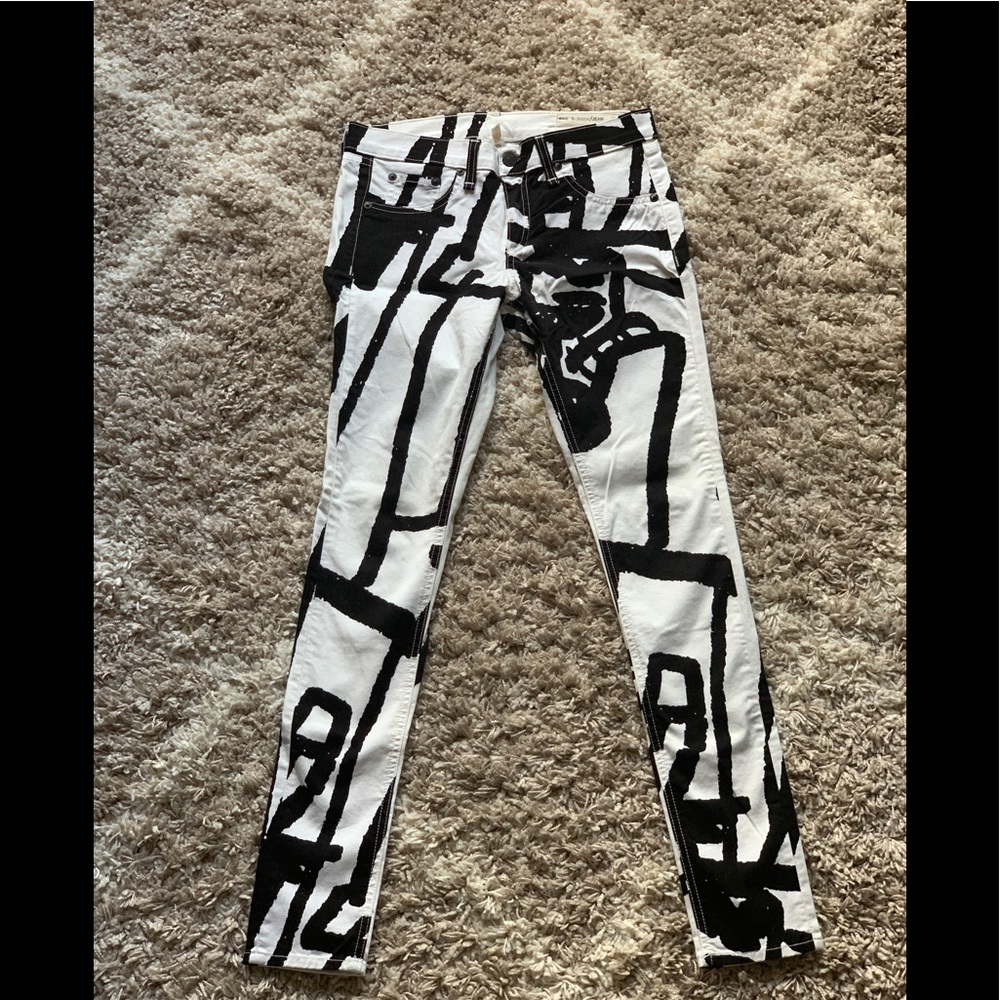 Jeans.
